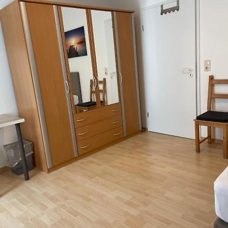 Wohnung Mit 2 Einzelzimmer Gemeinsamer Kuchen/Bad/Balkon-Nutzung Espelkamp-Mittwald Eksteriør bilde